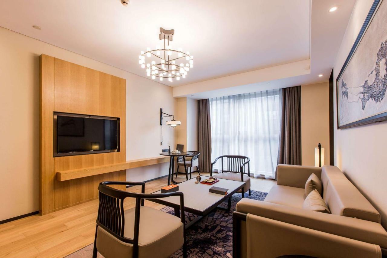 Howard Johnson By Wyndham Life Zhuoyuan Ningbo Eksteriør bilde